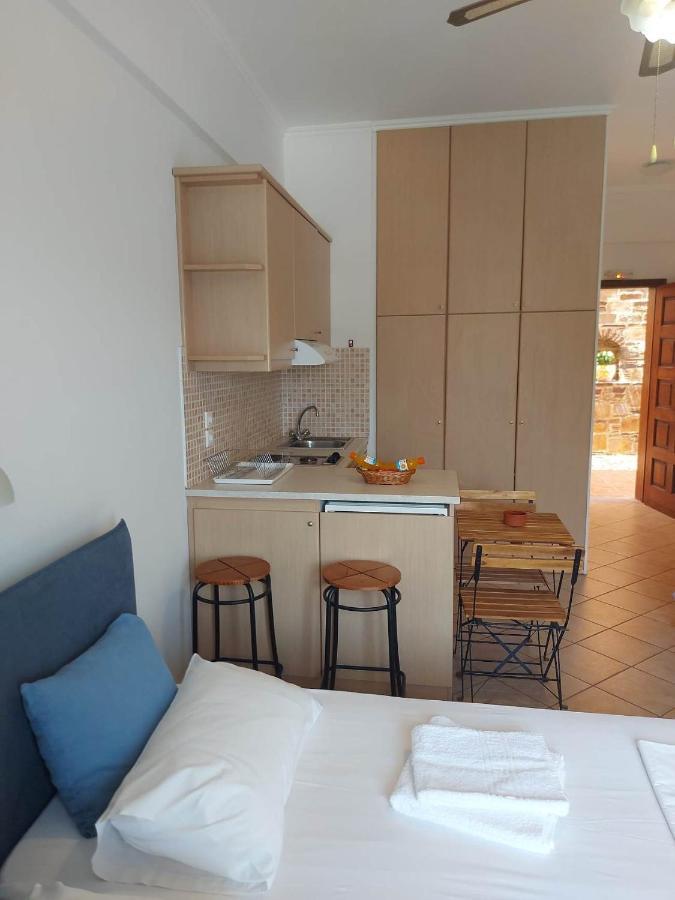 Anarrousa Studios & Apartments Evdilos (Ikaria) Exterior foto
